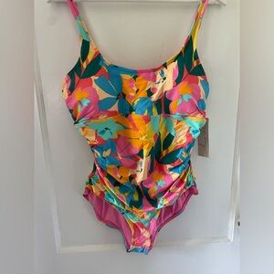 NWT Floral Anne Cole Swimsuit